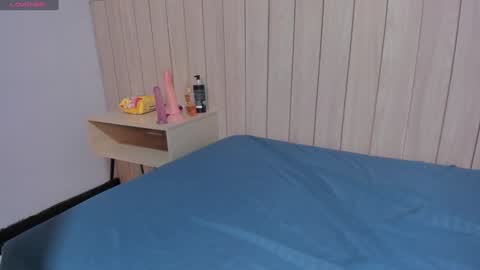 Sophie online show from 02/06/25, 03:20