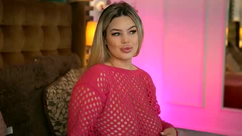 Sophie online show from 11/16/25, 07:36