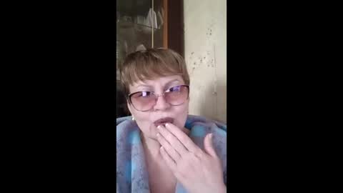 SophieBurnsX online show from 04/21/26, 12:33