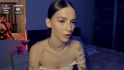 Sophie online show from 11/28/25, 11:13