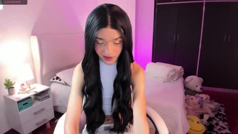    online show from 11/26/25, 01:56