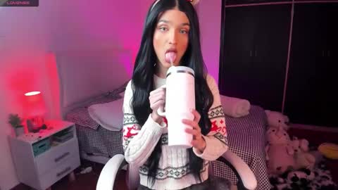    online show from 12/04/25, 08:01