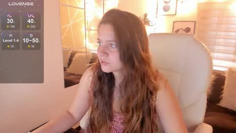 Snapshot of sophiee09_ chatting on 12/01/25, 01:38 Sophie online show from 12/01/25, 01:38