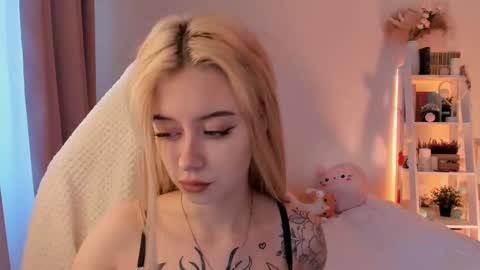 Sophie  online show from 03/09/25, 05:44