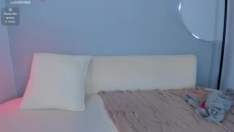 Sophie online show from 06/04/26, 12:16