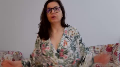 Snapshot of sophieerain chatting on 09/22/25, 09:22 Sophie Rain online show from 09/22/25, 09:22