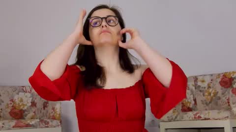 Snapshot of sophieerain chatting on 09/29/25, 05:34 Sophie Rain online show from 09/29/25, 05:34