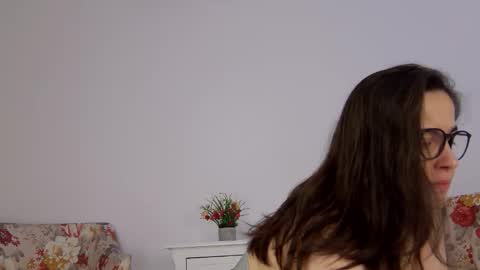 Snapshot of sophieerain chatting on 10/03/25, 10:01 Sophie Rain online show from 10/03/25, 10:01