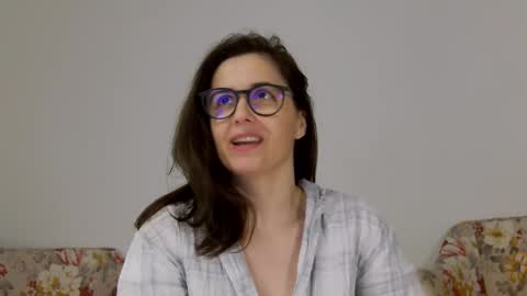 Snapshot of sophieerain chatting on 10/12/25, 04:06 Sophie Rain online show from 10/12/25, 04:06