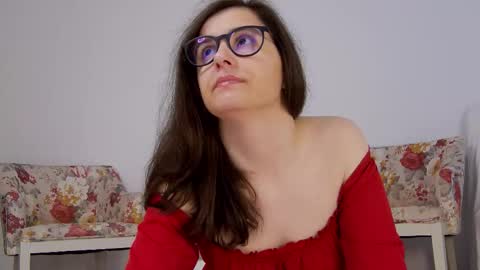 Snapshot of sophieerain chatting on 10/18/25, 11:44 Sophie Rain online show from 10/18/25, 11:44