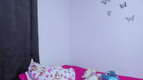 Sophie Woods  online show from 02/22/25, 02:28