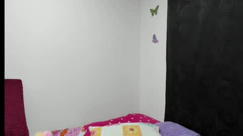 Sophie Woods  online show from 09/29/25, 11:31