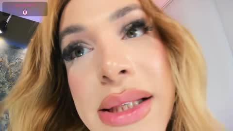 SAMANTHA online show from 04/18/26, 07:07