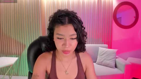 Sophie Houston online show from 10/08/25, 03:48