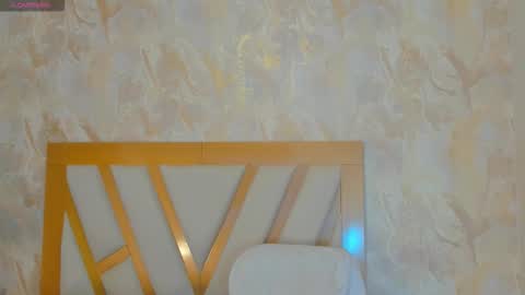 Snapshot of sophiekozlov chatting on 01/09/26, 01:14 Sophie online show from 01/09/26, 01:14