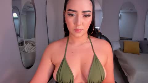 Sophie online show from 03/08/26, 03:54