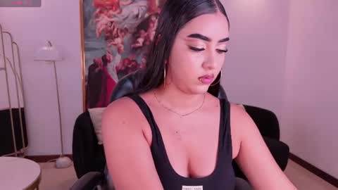 Snapshot of sophielanne chatting on 07/02/26, 04:18 Sophie online show from 07/02/26, 04:18