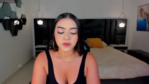 Snapshot of sophielanne chatting on 08/02/26, 04:22 Sophie online show from 08/02/26, 04:22