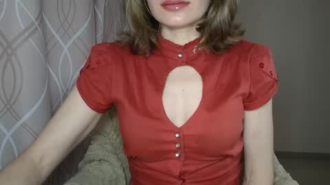 Sophiemisss online show from 02/11/26, 07:35