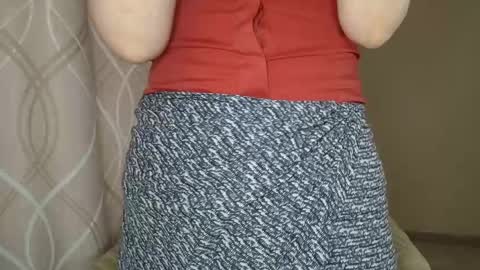 Sophiemisss online show from 04/19/26, 10:58