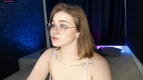 Sophie online show from 04/27/26, 08:29