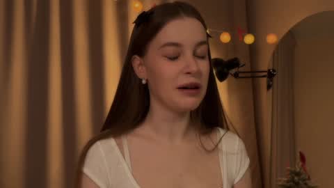 Sophie  Next stream  3 online show from 12/15/24, 05:10