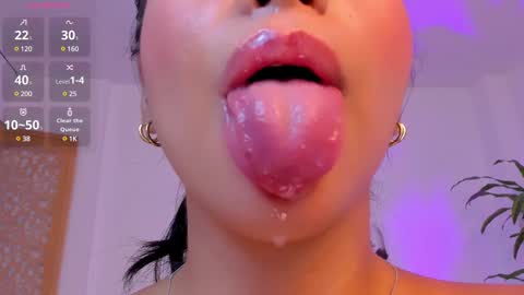 sophierooy online show from 03/06/25, 01:24