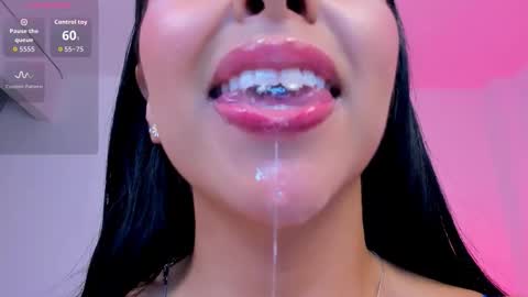 sophierooy online show from 12/16/25, 10:48