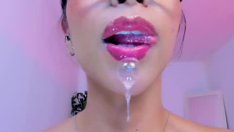 sophierooy online show from 04/22/26, 08:10