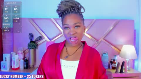 Sophie online show from 04/01/26, 12:39