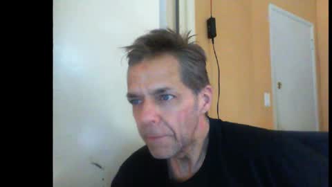 Snapshot of sophiestar12 chatting on 01/07/25, 05:09 Sophiestar online show from 01/07/25, 05:09