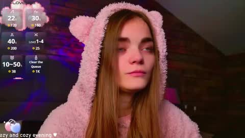 Sophie and my bestie Mandy    online show from 12/07/24, 11:29