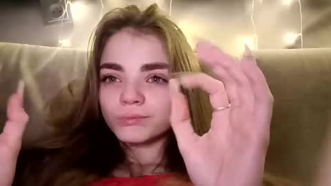 Sophie and my bestie Mandy    online show from 01/02/25, 02:54