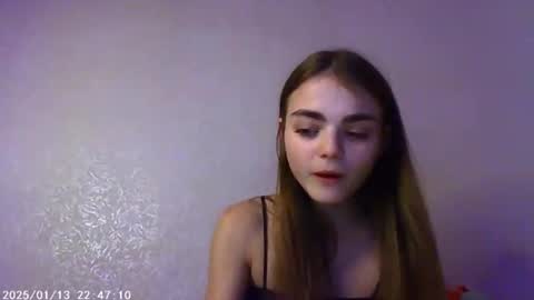 Sophie and my bestie Mandy    online show from 01/13/25, 12:30