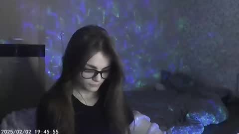 Sophie and my bestie Mandy    online show from 02/01/25, 09:29