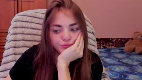 Sophie and my bestie Mandy    online show from 11/10/25, 09:41