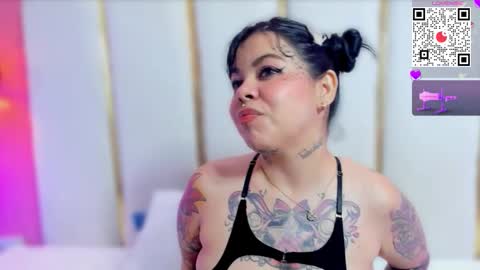 SOPHIE online show from 10/11/25, 11:03