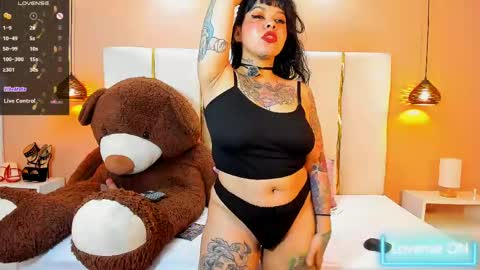 SOPHIE online show from 04/21/26, 01:42