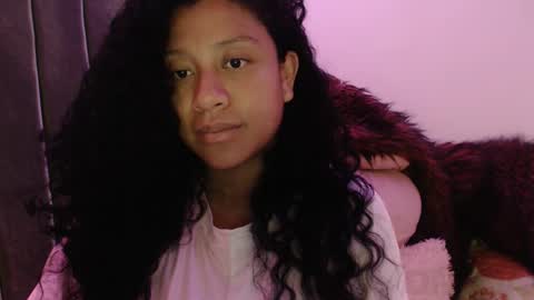 Sophia this is not my real name online show from 11/17/25, 11:10