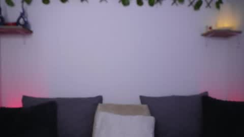 Snapshot of sophiiecums chatting on 01/19/26, 04:05 Sophiie online show from 01/19/26, 04:05