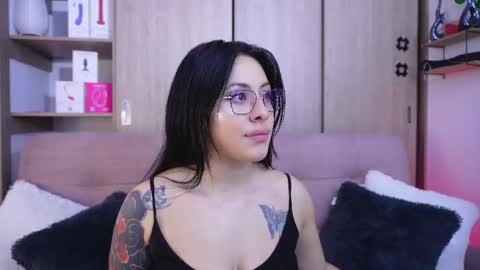 Snapshot of sophiiecums chatting on 03/02/26, 02:58 Sophiie online show from 03/02/26, 02:58