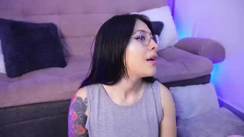 Snapshot of sophiiecums chatting on 05/02/26, 01:21 Sophiie online show from 05/02/26, 01:21