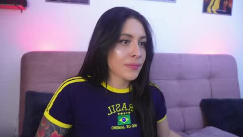 Snapshot of sophiiecums chatting on 05/21/26, 02:07 Sophiie online show from 05/21/26, 02:07