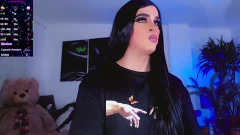 Sophie Sweet online show from 09/26/25, 11:25