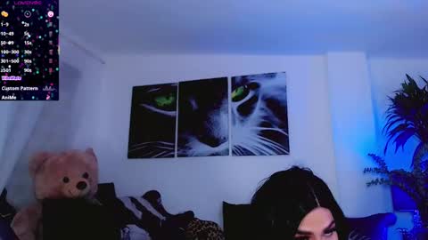 Sophie Sweet online show from 09/28/25, 10:42