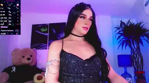 Sophie Sweet online show from 11/02/25, 11:01