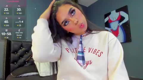 Sophie Taylor online show from 11/04/25, 11:26