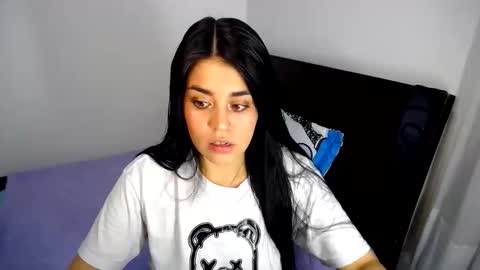 Sophy  online show from 04/22/26, 12:02