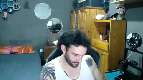 Snapshot of soquete123 chatting on 11/28/25, 02:14 soquete123 online show from 11/28/25, 02:14
