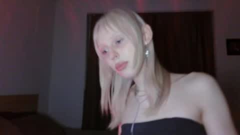 sora999999999 online show from 04/09/26, 07:19